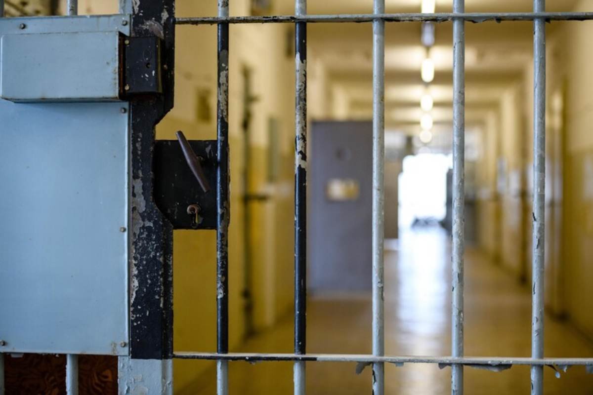 È morto Francesco Valeriano, massacrato di botte nel carcere di Rebibbia e ridotto in coma.