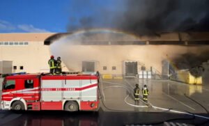 Incendio alla Terminal Puglia di Rutigliano: Vigili del Fuoco ancora al lavoro, qualità dell’aria nella norma