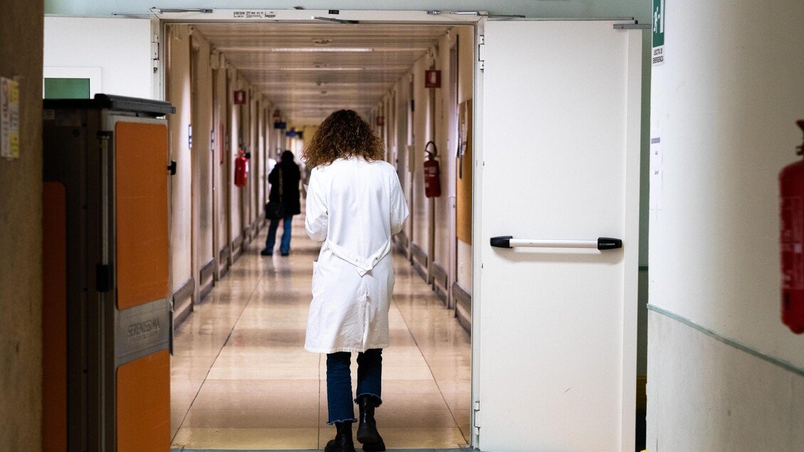 Schillaci: "Personale, prevenzione e salute mentale sono le priorità della manovra in sanità"