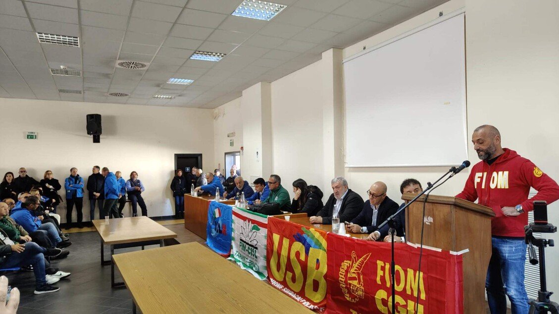 Si riunisce il Consiglio di fabbrica dell'ex Ilva: "Ritirare il piano corto"