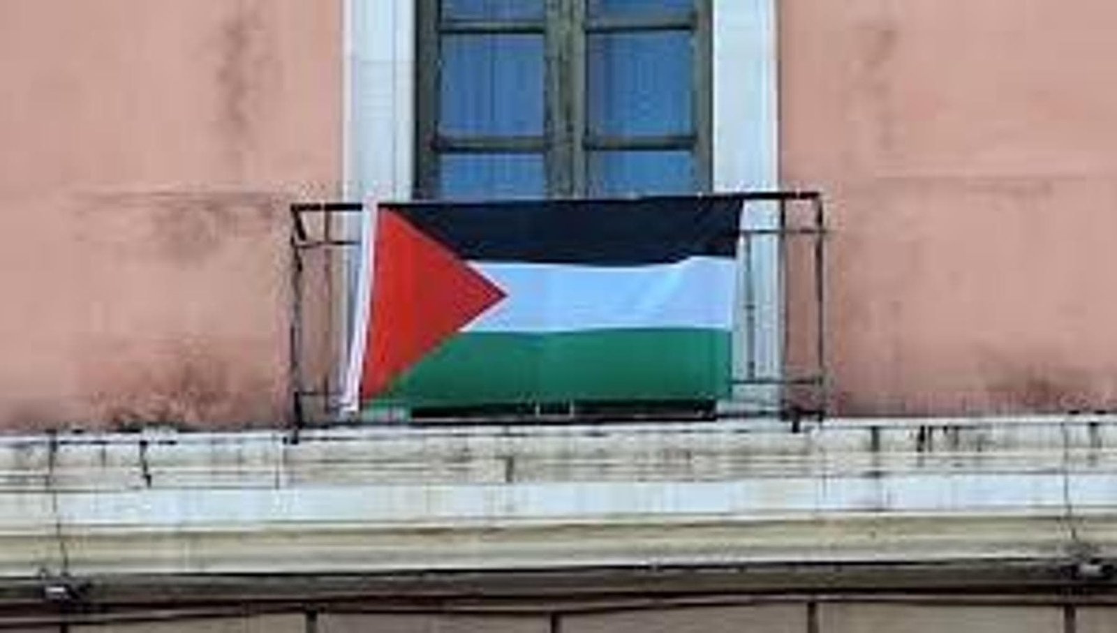 A Bari e in Puglia Israele non è più gradito: la presa di posizione di Comune e Regione su Gaza