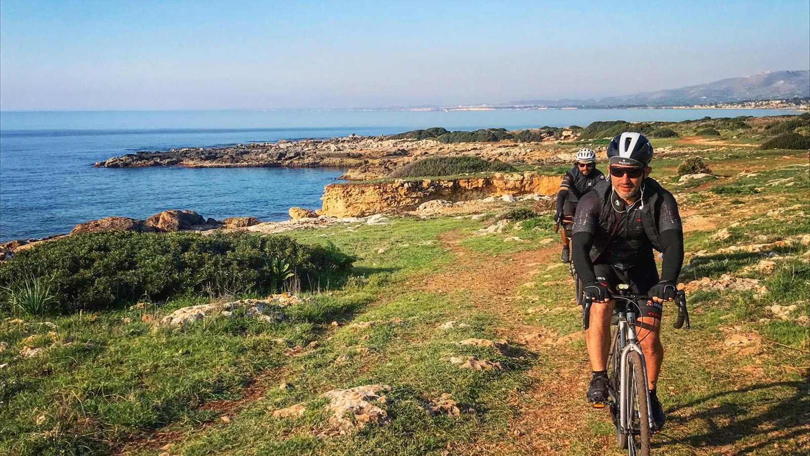 Cicloturismo in crescita: l'intelligenza artificiale supporta i principianti