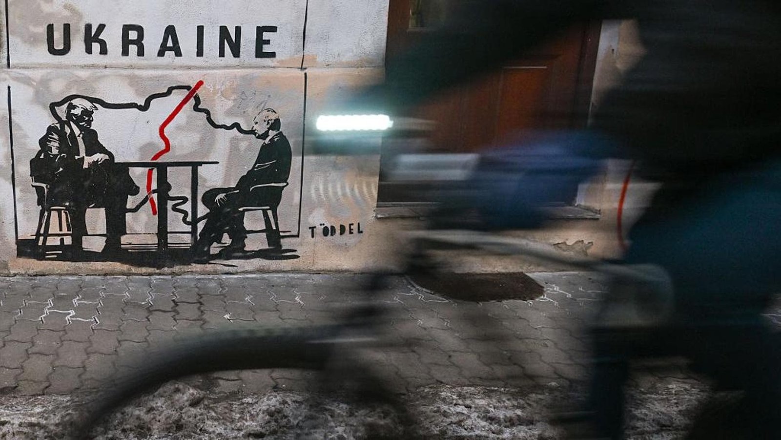 Guerra Ucraina - Russia: il Donbass al centro del trilaterale ad Abu Dhabi