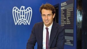 Investimenti, AI e formazione: la Puglia intercetti il cambiamento. Ex Ilva e auto settori chiave.