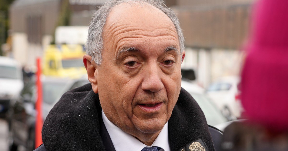 L'ambasciatore tornerà in Svizzera se le autorità collaboreranno.