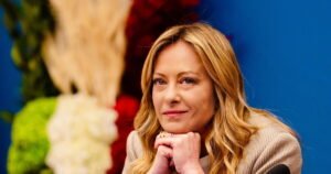 Meloni chiede un'accelerazione sulla legge elettorale, ma i tempi si allungano.