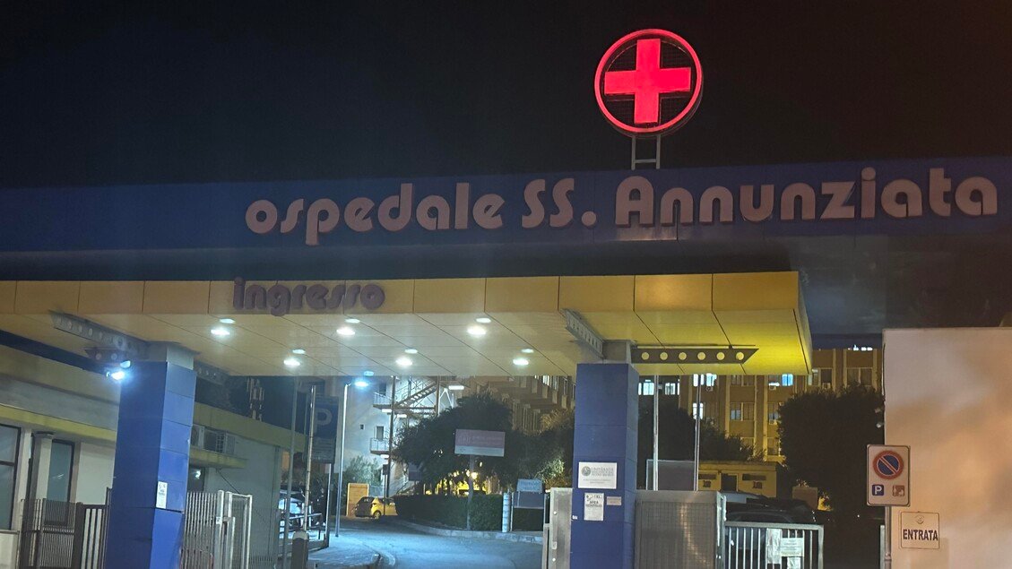 Neonato muore a Taranto nonostante il cesareo d'urgenza