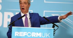 Per riavvicinarsi all'Ue, Londra deve firmare la "clausola Farage"