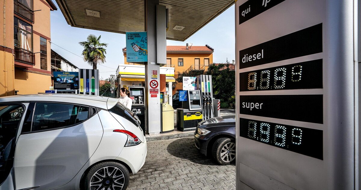 Perché il gasolio costerà di più da oggi