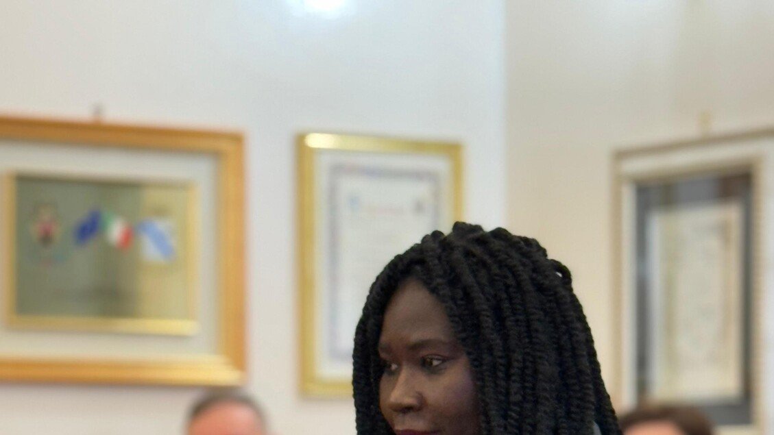 Prima migrante alla guida di una Caritas, ora è cittadina italiana