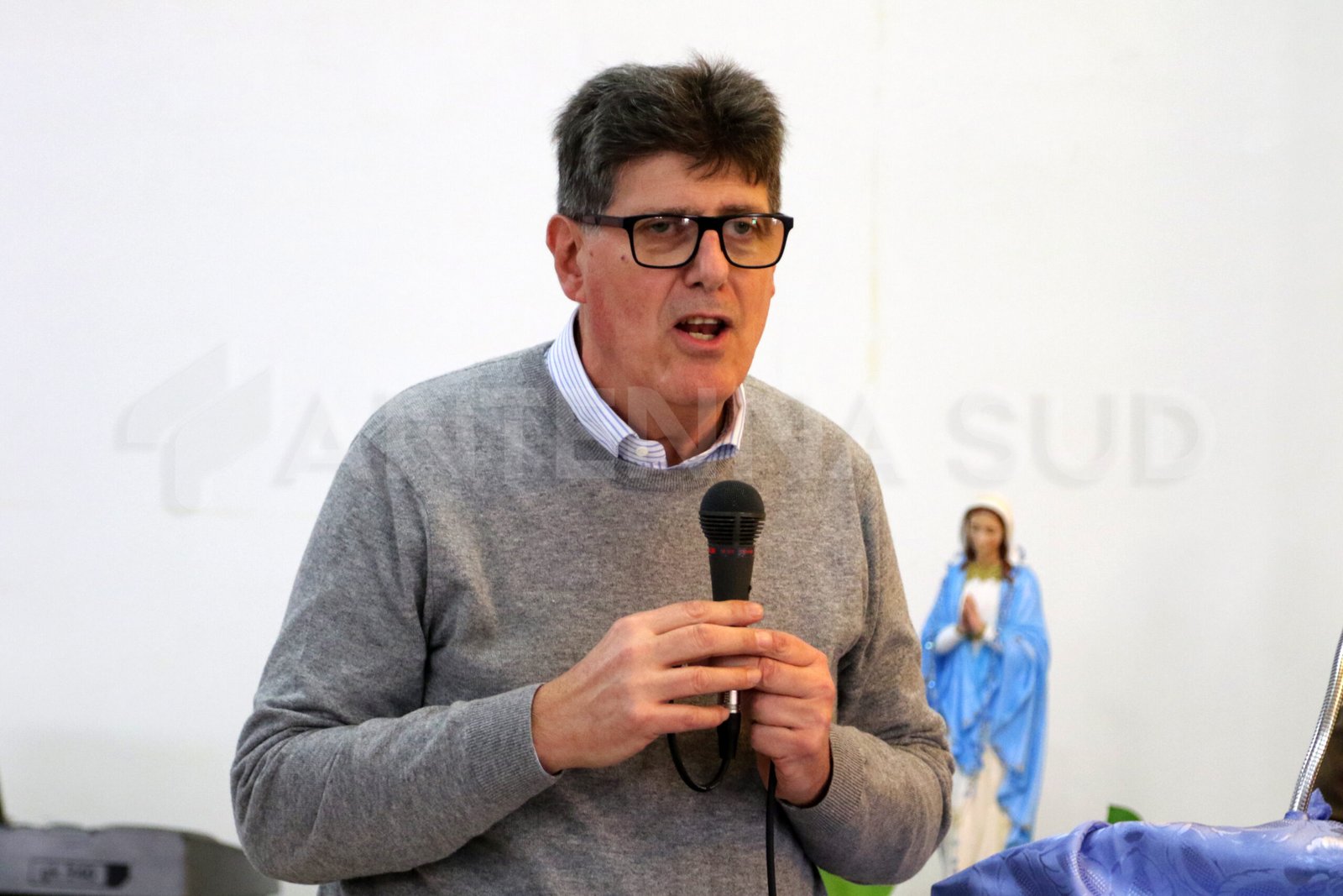 Puglia, Lacarra critica il Centrodestra: “Narrativa distorta sulla sanità”