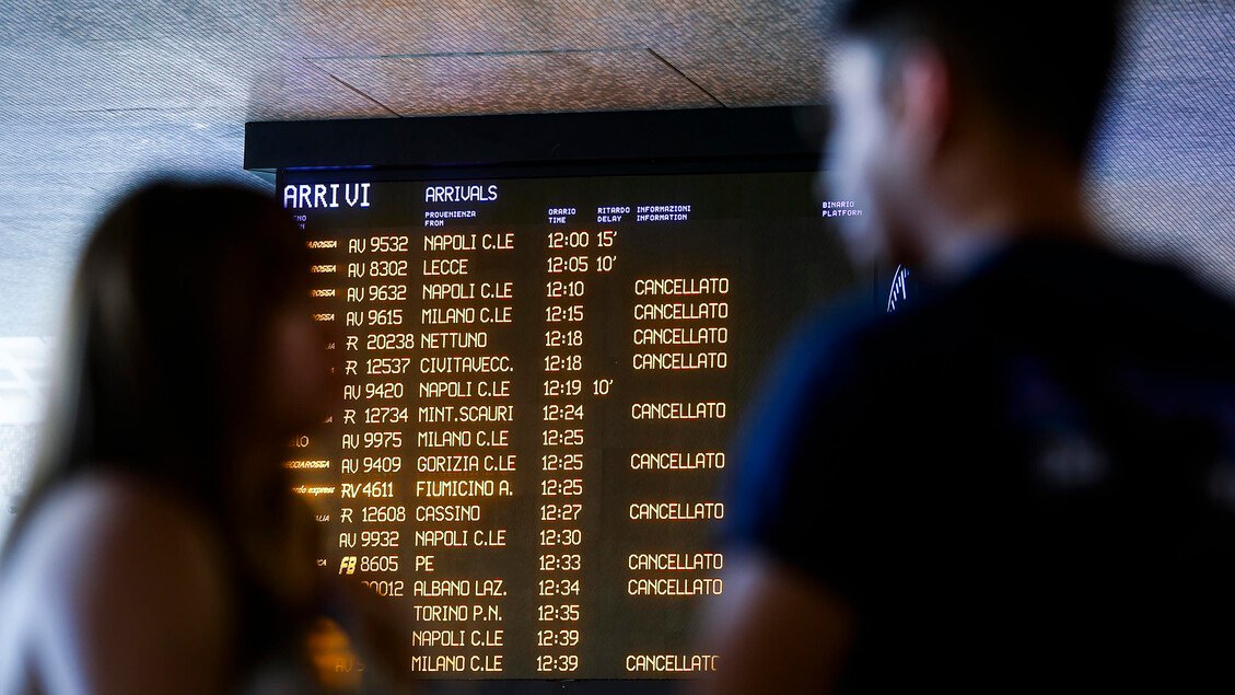 A febbraio nuova ondata di scioperi, treni a rischio a fine mese