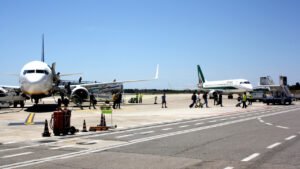 Abbattere i costi e facilitare la mobilità: nasce Puglia Sky, la prima compagnia aerea pugliese