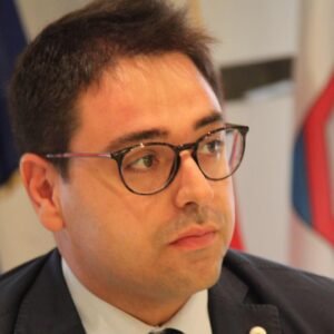 Cera: "Il Governo di centrodestra salva la Puglia, annullato il debito sanitario"