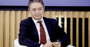 Cosa serve all'Italia per ridurre i dazi sulle auto, secondo Fontana di Confindustria.