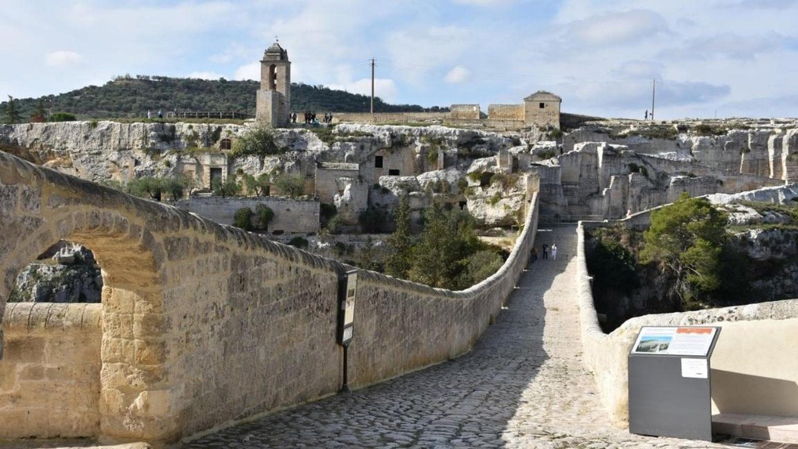 Gravina capitale della Cultura: Basilicata e Calabria sostengono la finalista pugliese "Uniti"