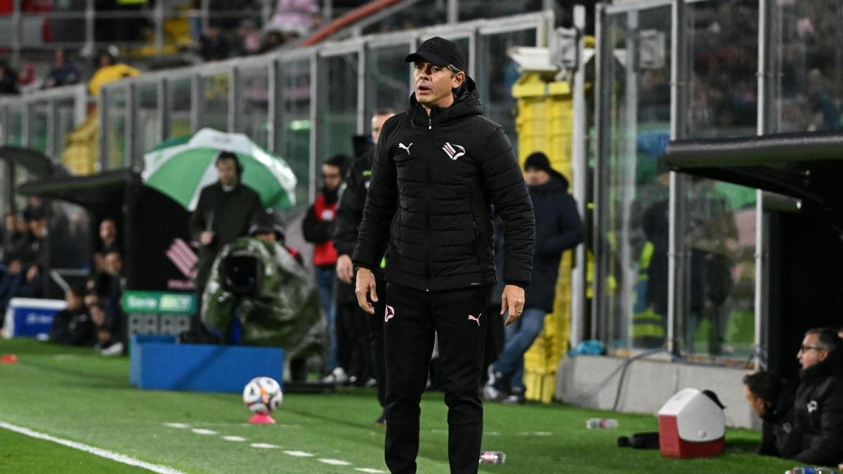 Il Venezia crolla col Modena. Diluvio e gol: Samp-Palermo 3-3. Insigne, debutto bis a Pescara e sconfitta.