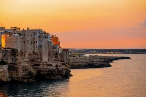 Puglia e cultura pop: un viaggio tra tradizione e innovazione