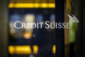 Scoperti centinaia di conti legati ai nazisti presso Credit Suisse: si riapre il caso dei patrimoni nascosti