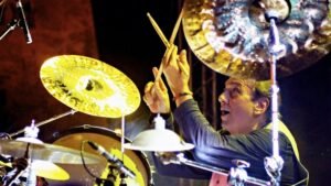 Tullio De Piscopo, 80 anni senza mai dormire: "E chi se lo aspettava?"