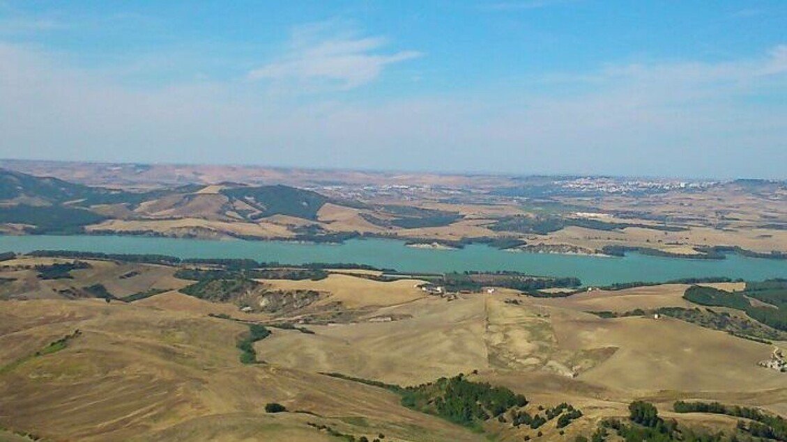 Aperte le paratoie della diga di San Giuliano, la Regione Puglia chiede di "innalzare la quota"