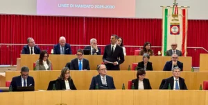 Allerta per i conti della sanità in Puglia: previsto un piano di tagli e fermo alle assunzioni.