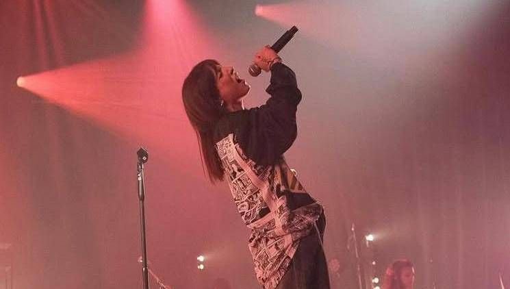 Angelina Mango torna in concerto a Roma con un'ospite d'eccezione tra il pubblico