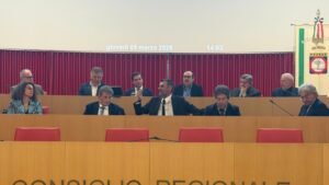 Blocco bandi Puglia, Decaro annuncia 'task force per evadere 4mila domande delle imprese'