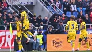 Bologna-Verona 1-2: i gol in rimonta di Frese e Bowie fanno cantare l'Hellas