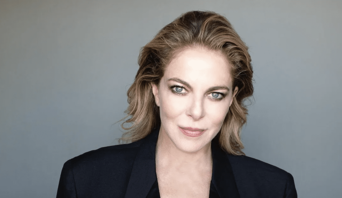 Claudia Gerini a Lucera: il grande cinema sul palco del Teatro dell’Opera