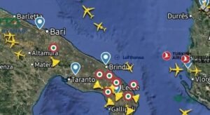 Cosa succede nei cieli pugliesi: aumento dei voli di aerei militari, esercitazioni o perlustrazioni? Rotte e mappe.