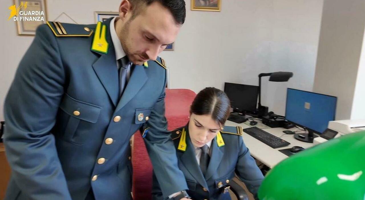 Inchiesta su tangenti per il nuovo ospedale Monopoli-Fasano: sette indagati.