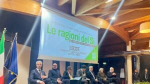 Mantovano: toni apocalittici sul referendum, ma la guerra ridimensiona il tema