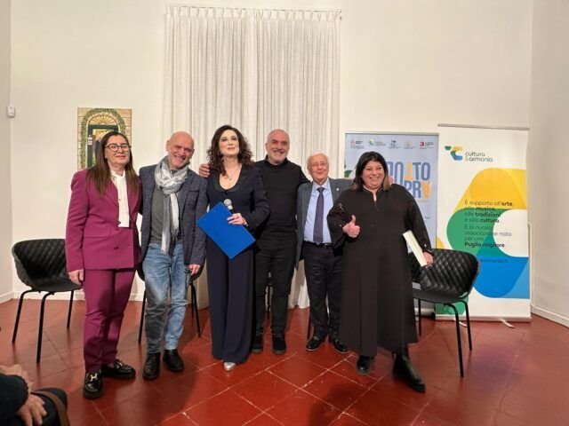 Musica e aneddoti: la Puglia celebra i suoi talenti a Palazzo Cozzolongo