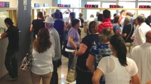 Sanità in Puglia: la corsa contro le liste d’attesa tra risposte emergenziali e criticità strutturali