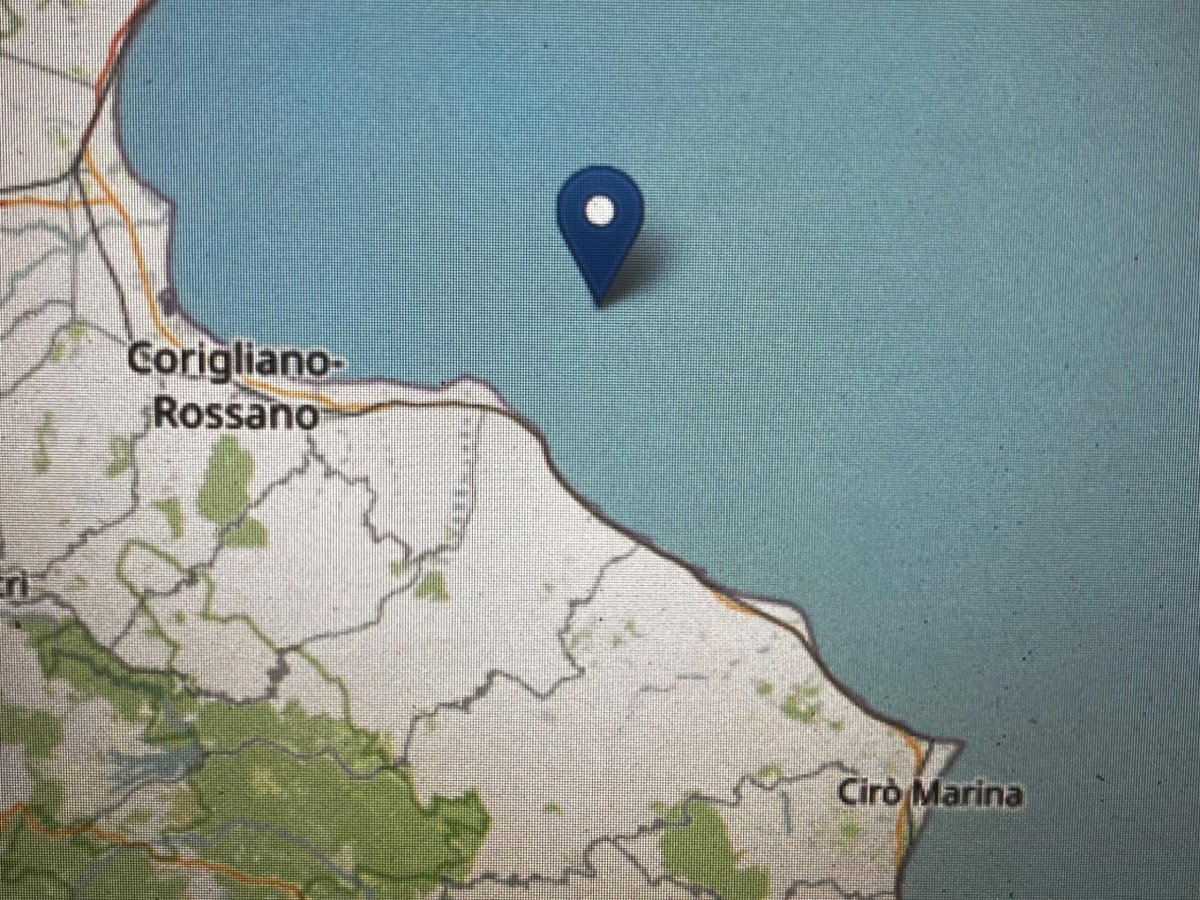 Scossa di terremoto al largo della costa ionica cosentina, avvertita anche nel Tarantino. Nessun danno.