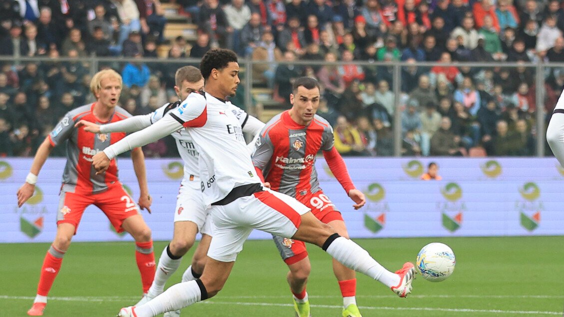 Serie A: il Milan blinda il secondo posto, la Juve mantiene viva la speranza Champions