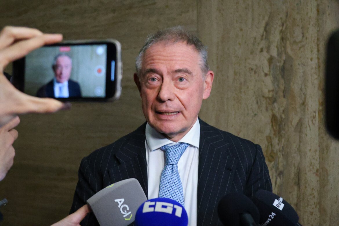 Urso è salvo, Meloni non vuole il rimpasto