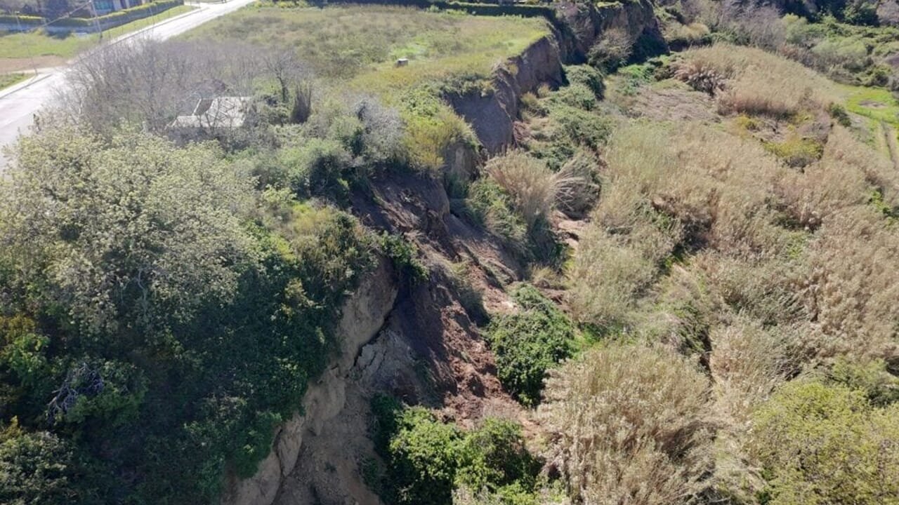 Frana di Petacciato: un fronte di 4 km paralizza la viabilità e rischia di isolare la Puglia