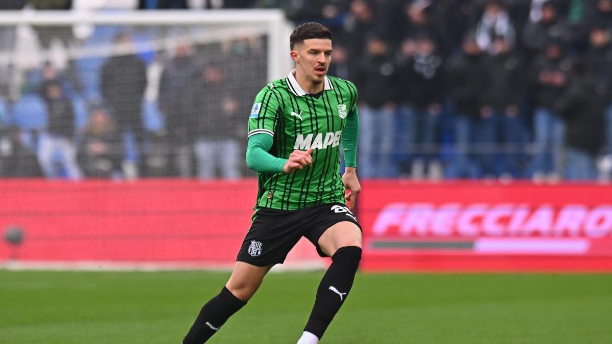 Inter, accordo raggiunto con Muharemovic: ora trattative con il Sassuolo, ma c'è una clausola con la Juve...