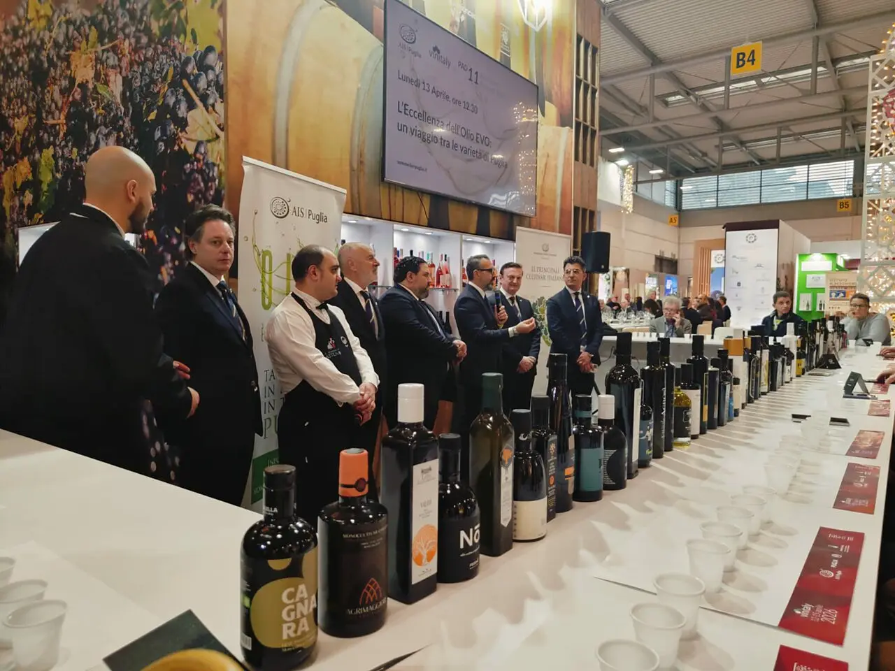 La Puglia al Vinitaly 2026: Paolicelli invita a consolidare la presenza sui mercati esteri