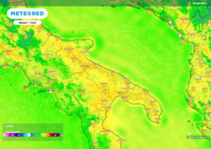 Meteo Puglia: temperature sopra la media stagionale fino a 24°C, in arrivo un peggioramento.