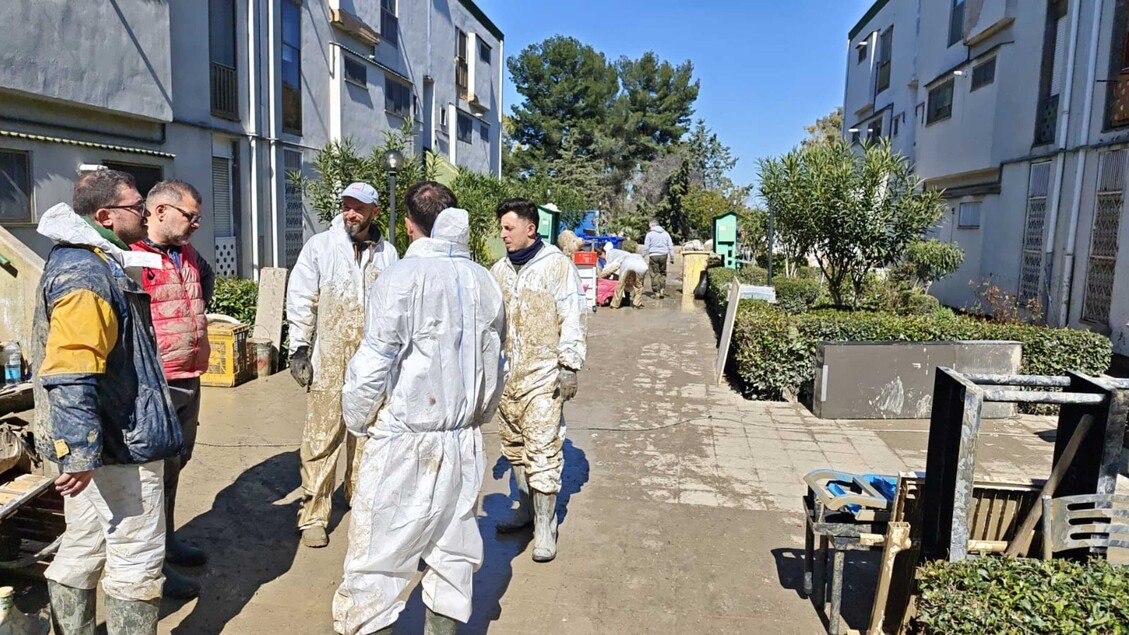 Pasqua di solidarietà per le famiglie della borgata di Foggia invasa da acqua e fango