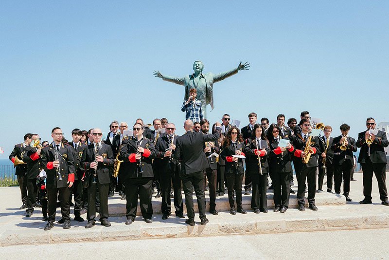 Polignano a Mare, città della musica: gran finale con le Bande e Renzo Rubino