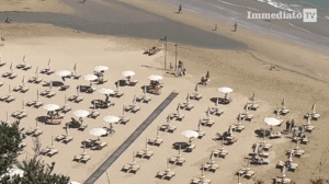 Stagione balneare in Puglia: apertura anticipata e nuove regole per i lidi dal 18 maggio