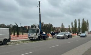 Vento forte in Puglia: a Taranto cade un palo della luce, muore un operaio di 38 anni. A Margherita un 64enne in gravi condizioni.