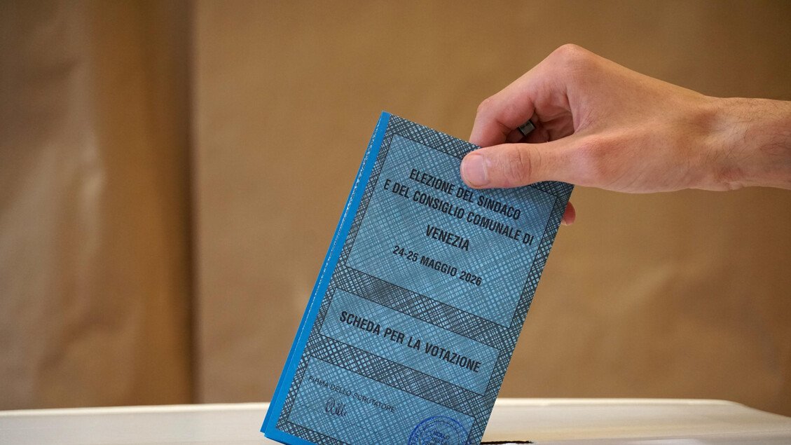 Amministrative: seggi aperti alle 7, si vota fino alle 15, poi inizia lo spoglio.
