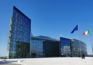 Buco nella sanità: il centrodestra chiede una commissione d’indagine immediata.
