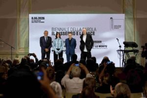La Biennale si fa portavoce della pace, tra arte, dissenso e memoria.