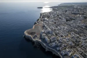 Nel 2026 in Puglia si prevede una crescita del fatturato per turismo, meccanica, elettrotecnica e moda.